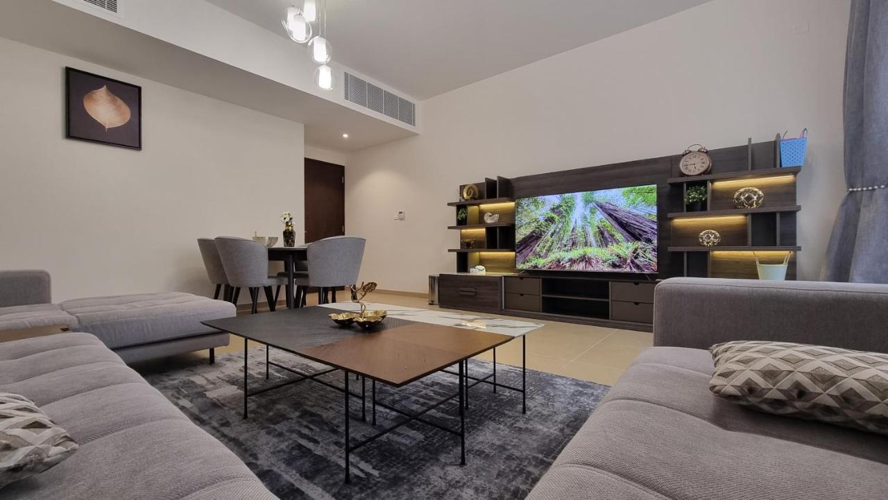 Two Bedroom Bay Apartament